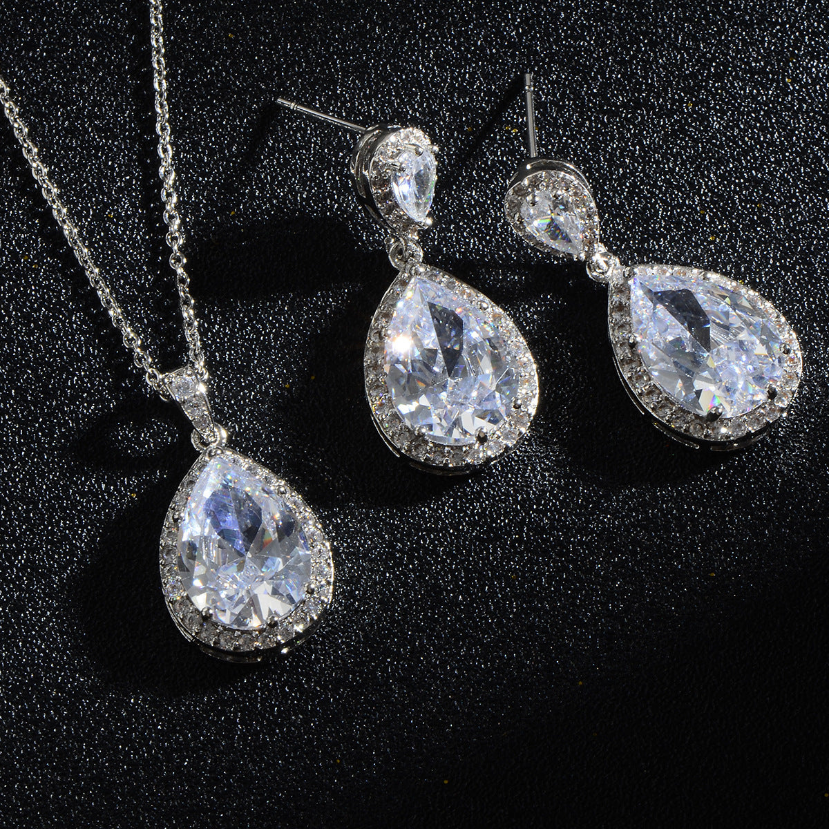 Bright Big Zircon Water Drops Necklace