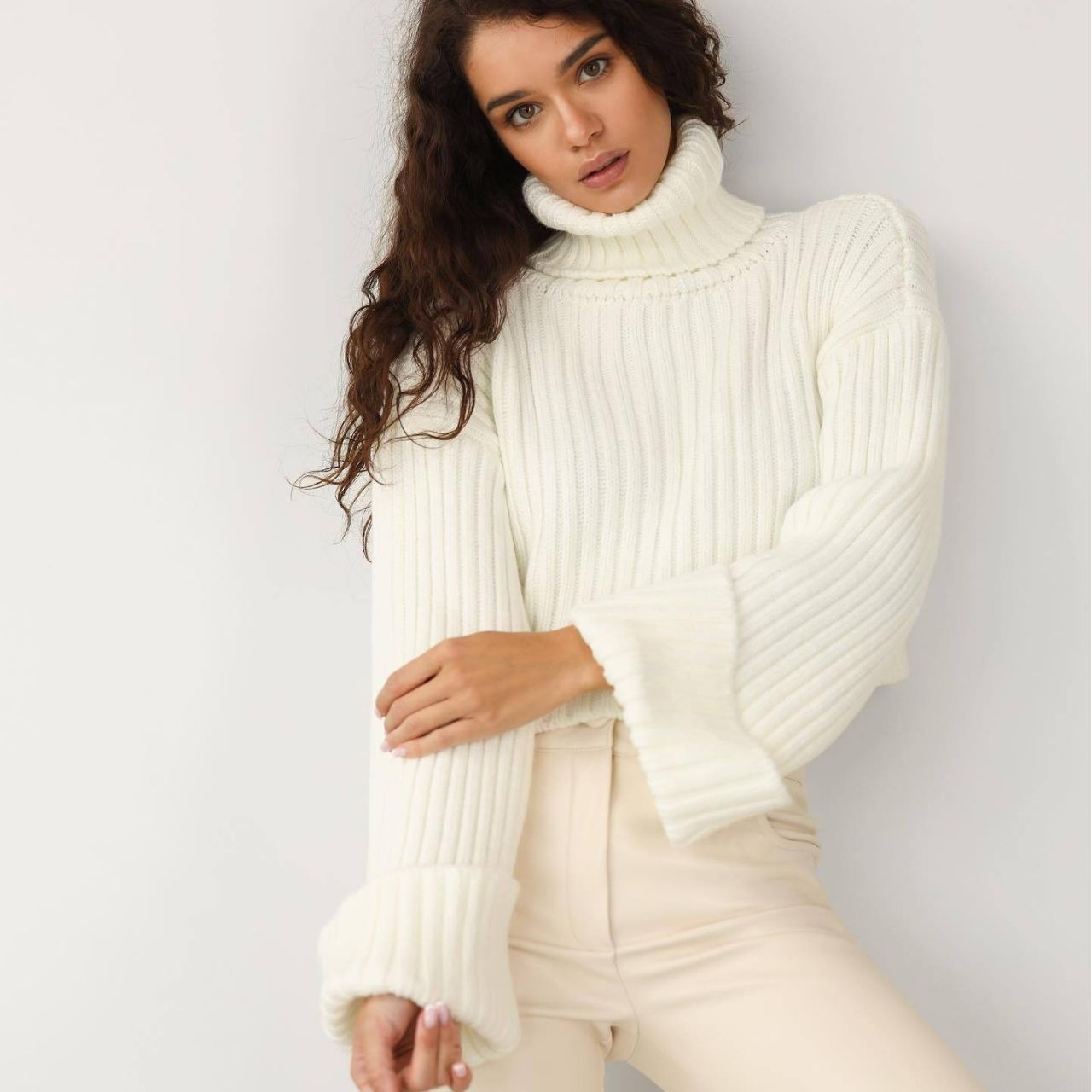 Women's Turtleneck Sweaters