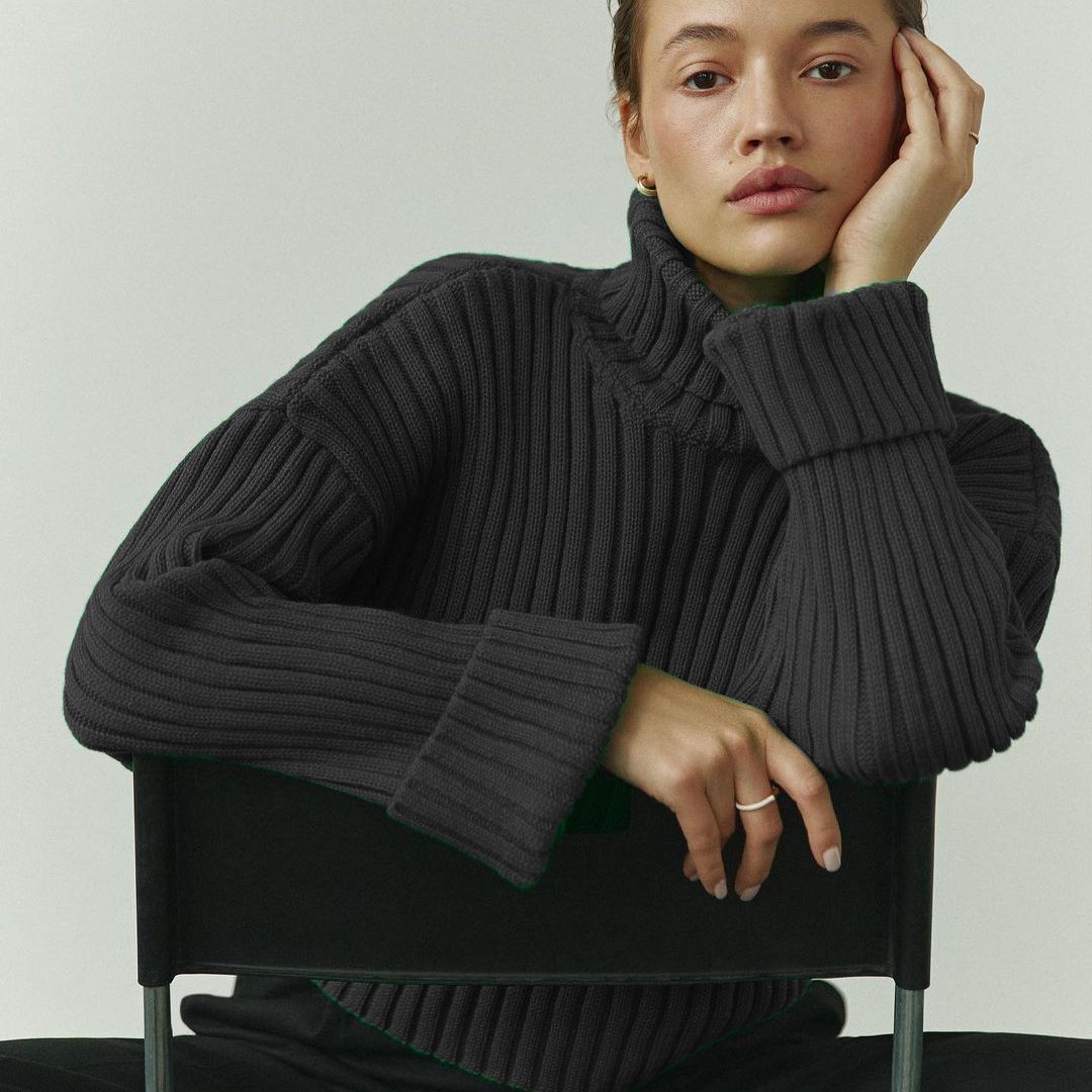 Women's Turtleneck Sweaters