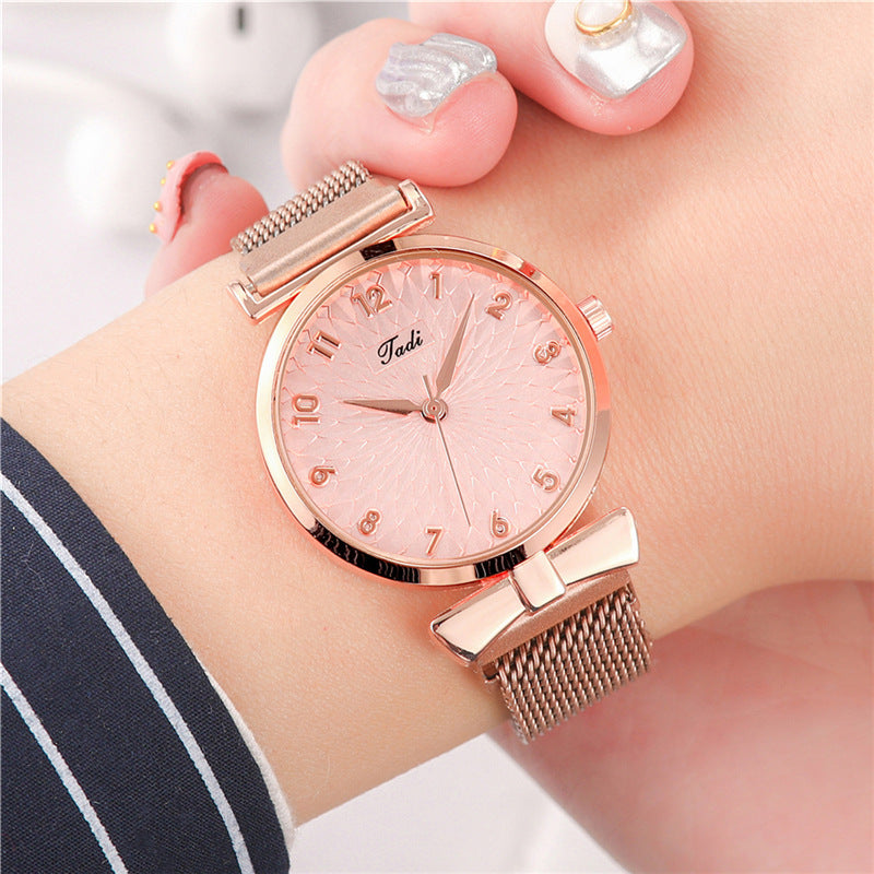 Women's Quartz Watch With Bracelet